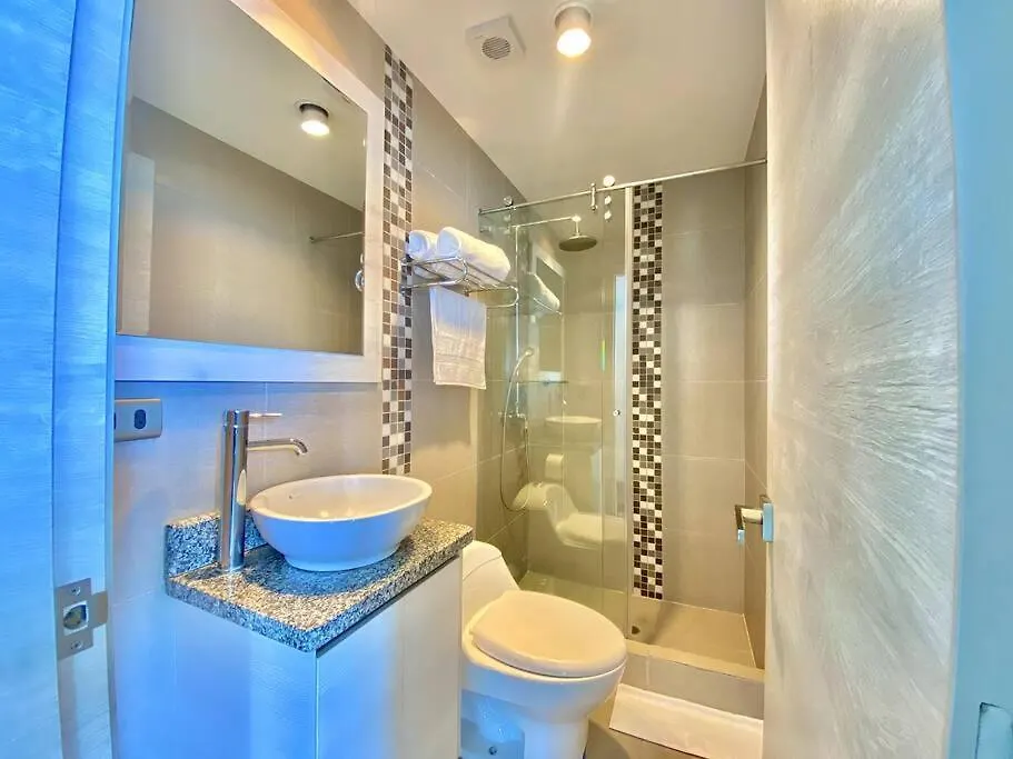 Daire Suite Chic Cerca Parque Carolina Quito Ekvador